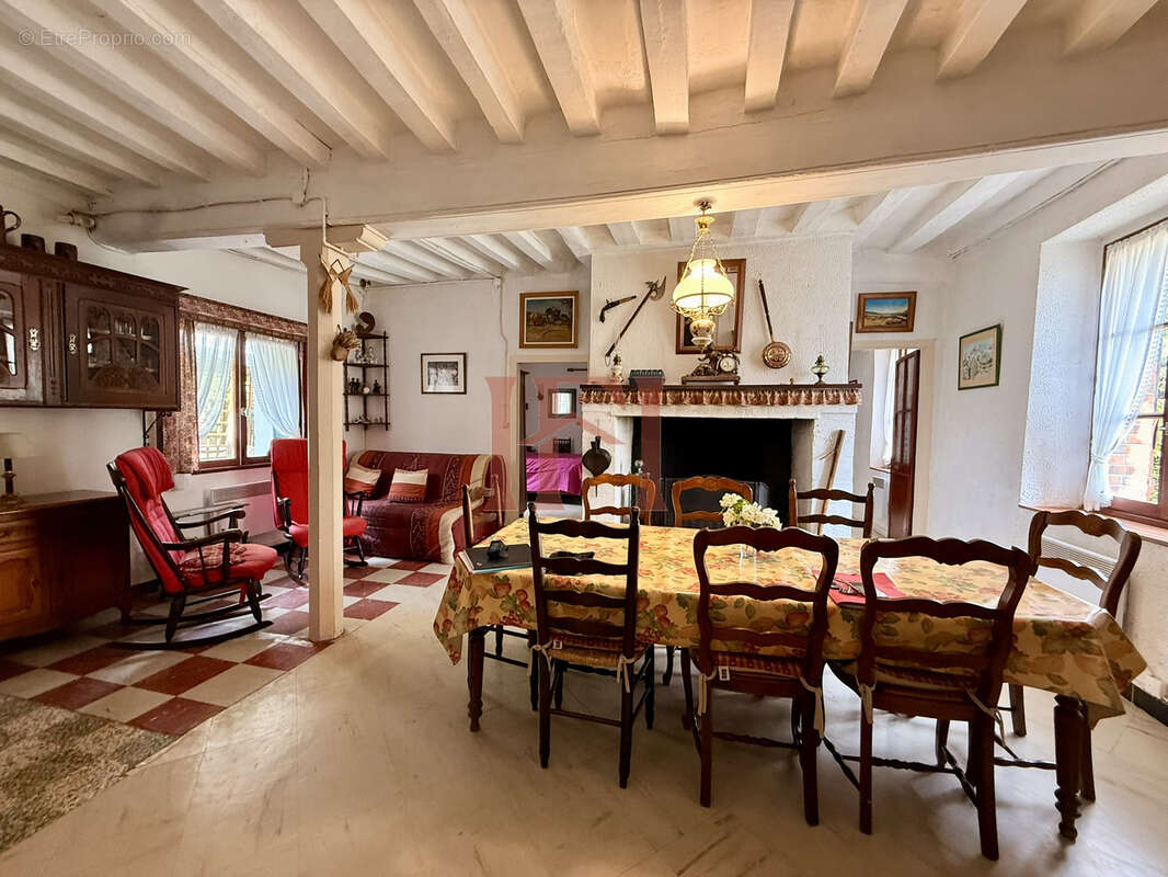 Maison à CLOYES-SUR-LE-LOIR