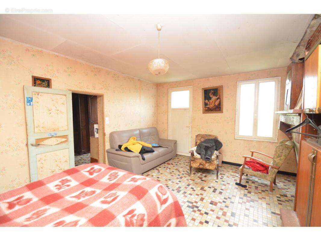 Maison 67 m² à Montpon-Menesterol  - photo 4