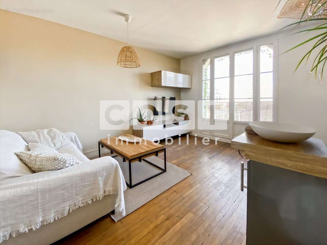 Appartement à CLICHY