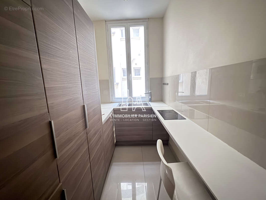 Appartement à PARIS-19E