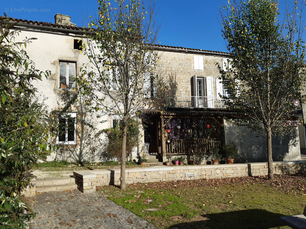 Maison à SOUSCEYRAC