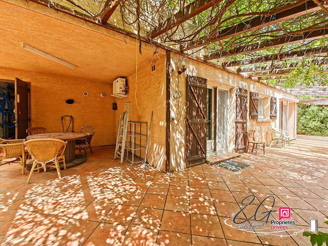 Domaine de charme : Propriété avec piscine et deux logements indépendants au coeur de la nature - photo 11