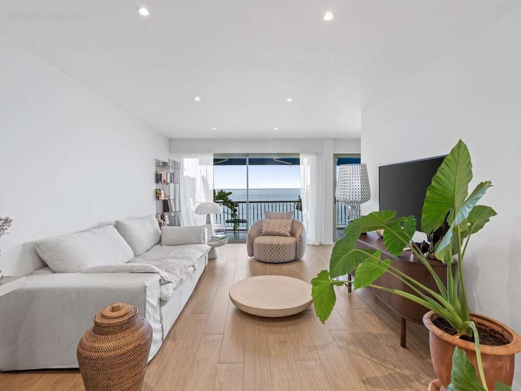 Appartement à CAGNES-SUR-MER