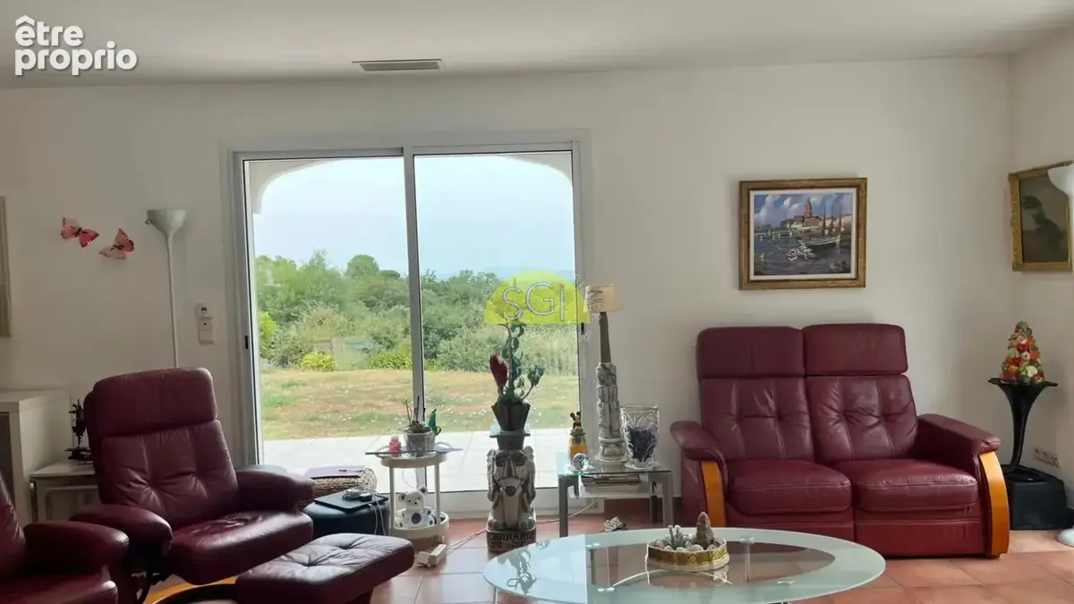 Belle villa climatisée de plain-pied avec piscine et garage sur 5 153 m² de terrain - photo 19