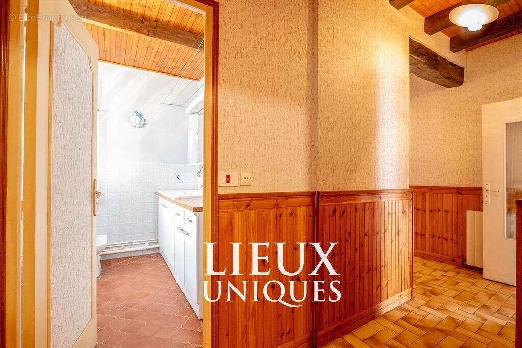 Lieux uniques ® x propriétés privées propose ancien couvent de 173 m² sur un terrain de 1.600 m² - a - photo 9