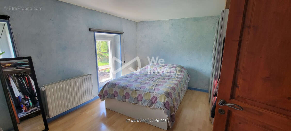 CHAMBRE  - Maison à SAINT-GERMAIN-SOUS-DOUE