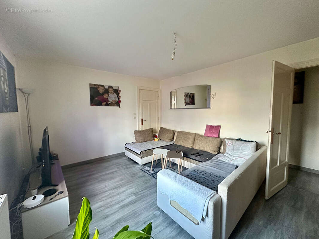Maison Docelles 14 pièce(s) 290.54 m2 - photo 3