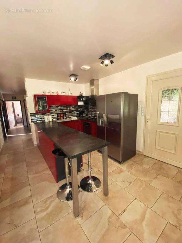 Maison Sarrazac 8 pièce(s) 210 m2 - photo 11