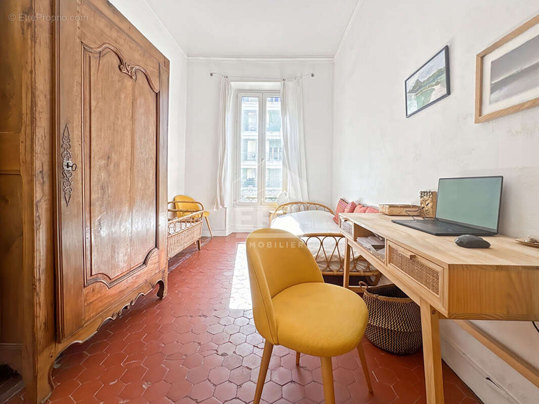 Appartement à MARSEILLE-7E