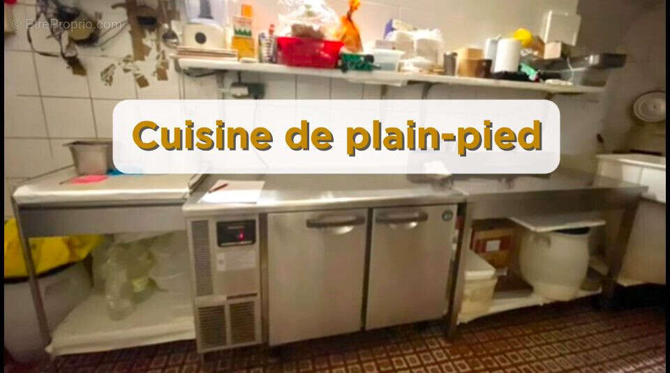 Autre à LES LILAS