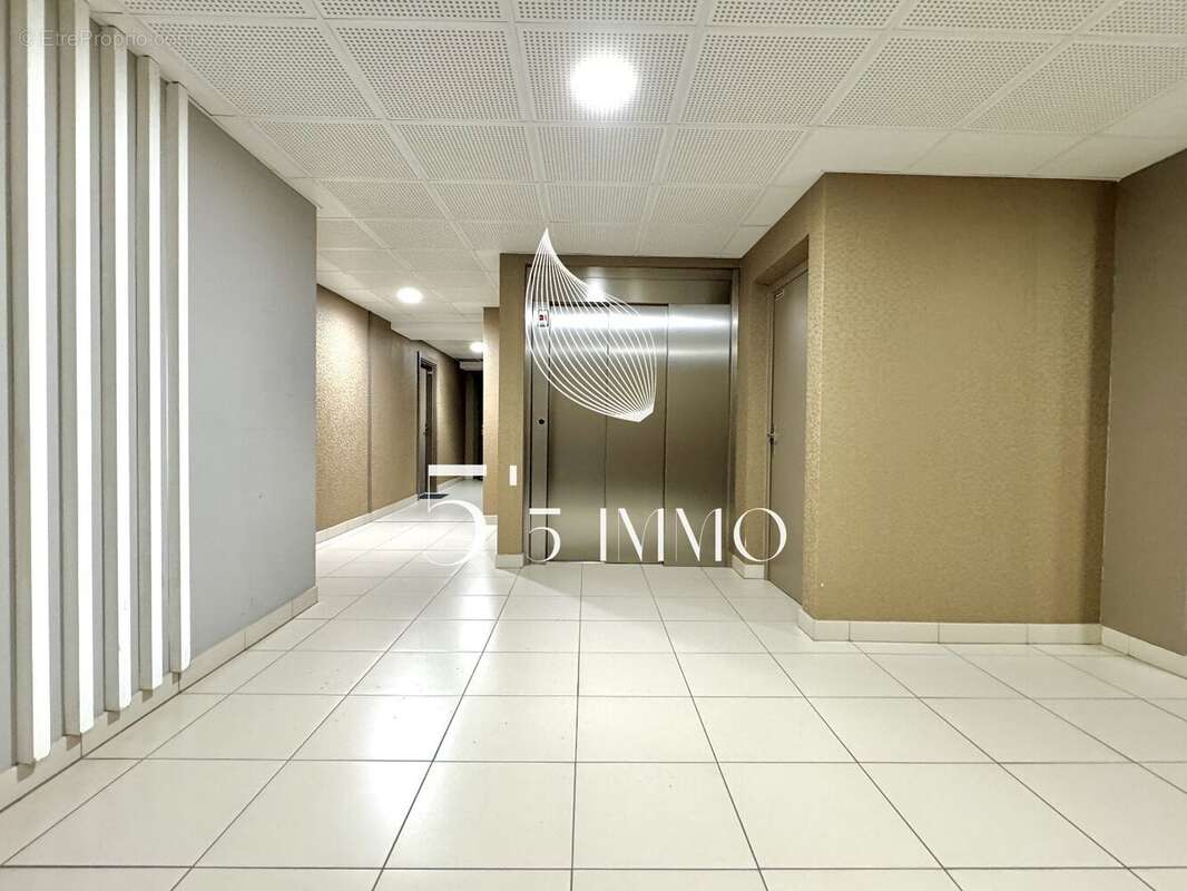 Appartement à CASTELNAU-LE-LEZ