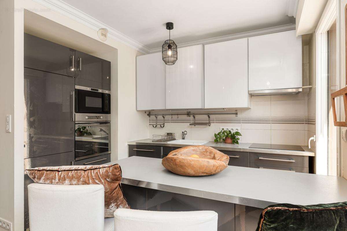 Appartement à MANDELIEU-LA-NAPOULE
