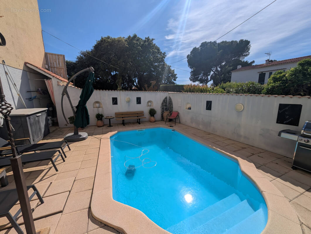Maison à SIX-FOURS-LES-PLAGES