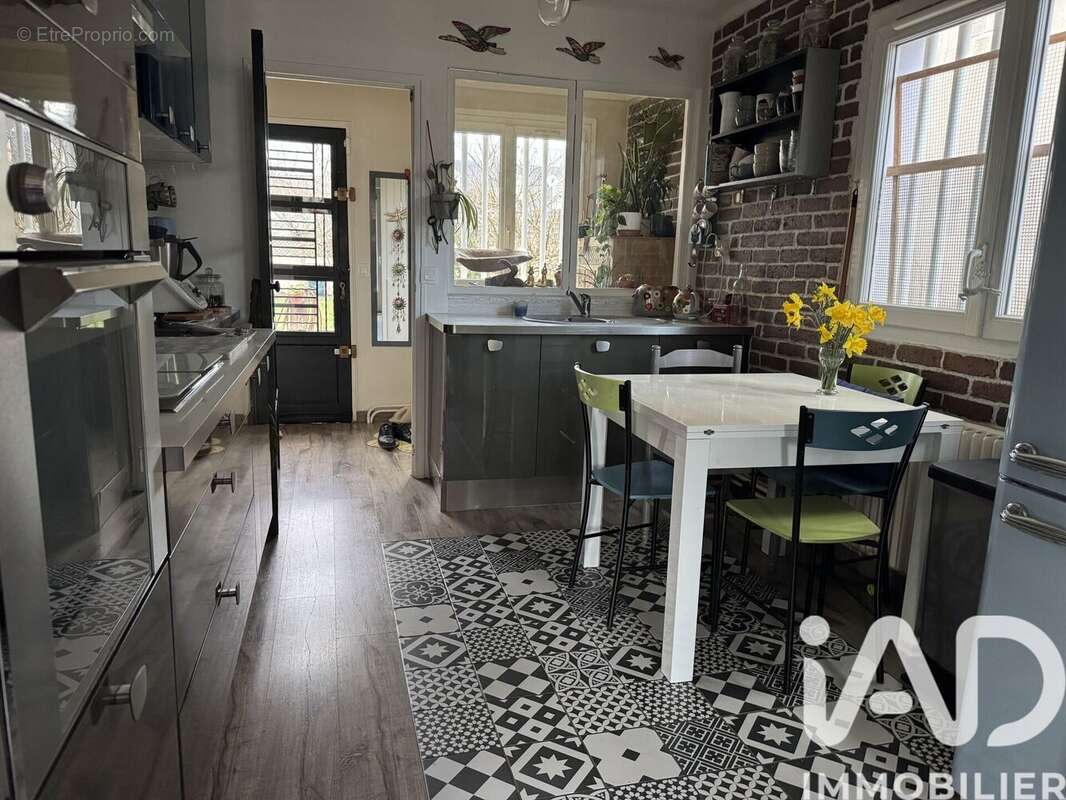 Photo 3 - Maison à PONTAULT-COMBAULT