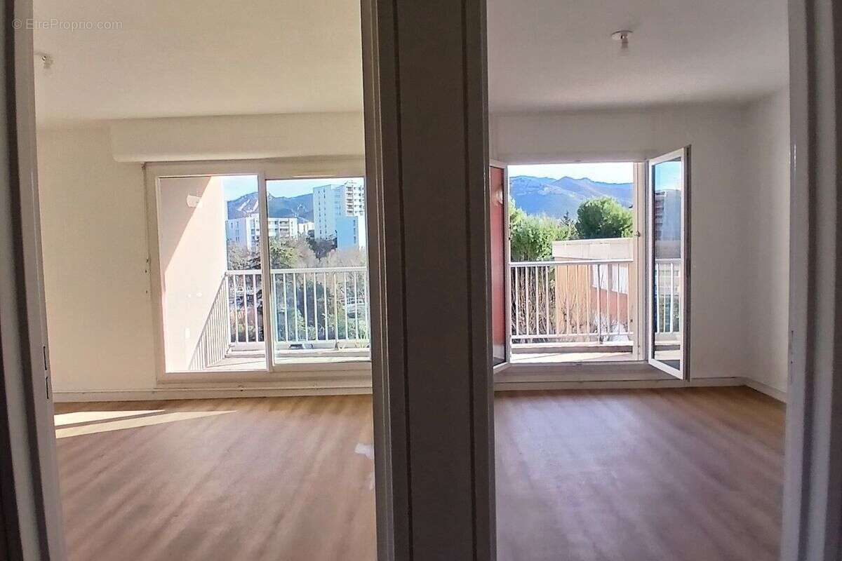 Appartement à MARSEILLE-11E