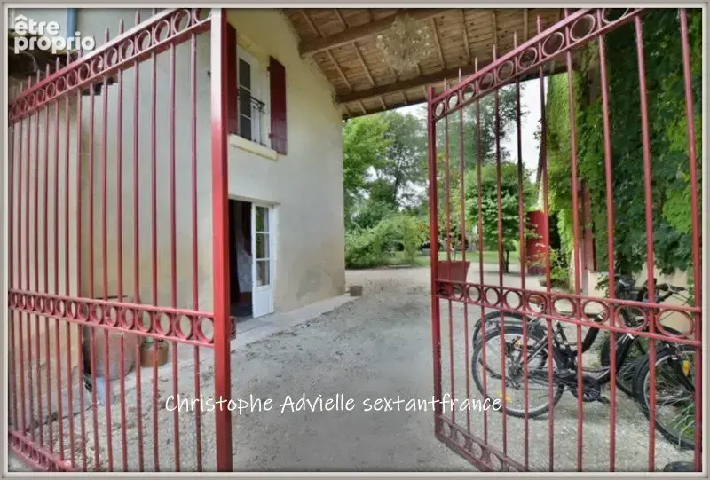 Ensemble immobilier, habitation 230 M2, 5 chambres d'hôtes, 2 gîtes, piscine sur 1 Ha - photo 16
