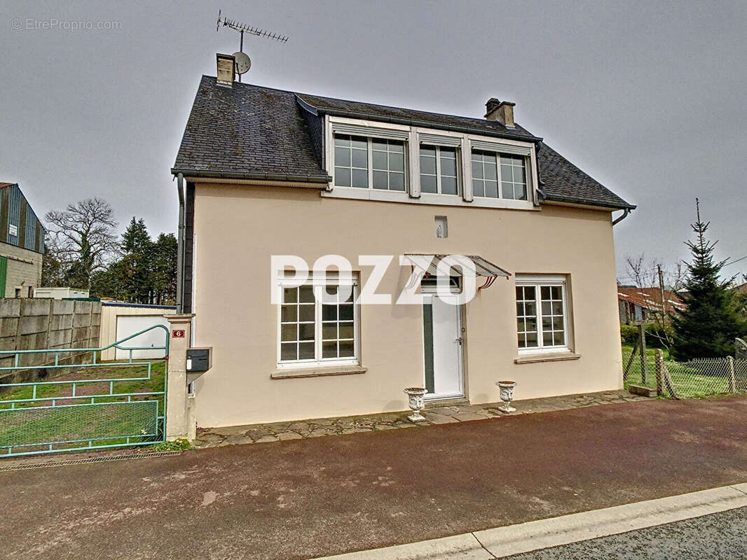 Maison à REFFUVEILLE