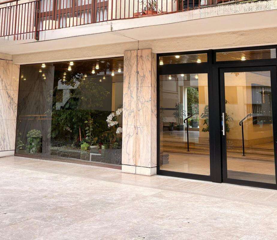 Appartement à SAINT-MAUR-DES-FOSSES