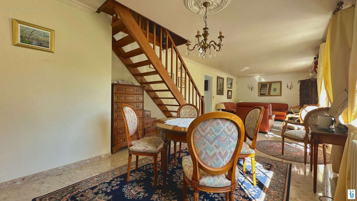 Maison à LE GRAND-QUEVILLY