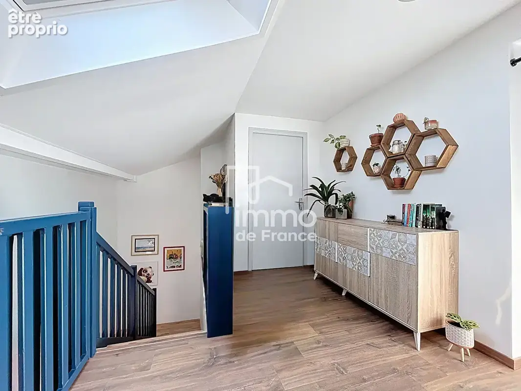 Duplex T4 90m²  Vue Mont Blanc  Parfait état  Gex - photo 9