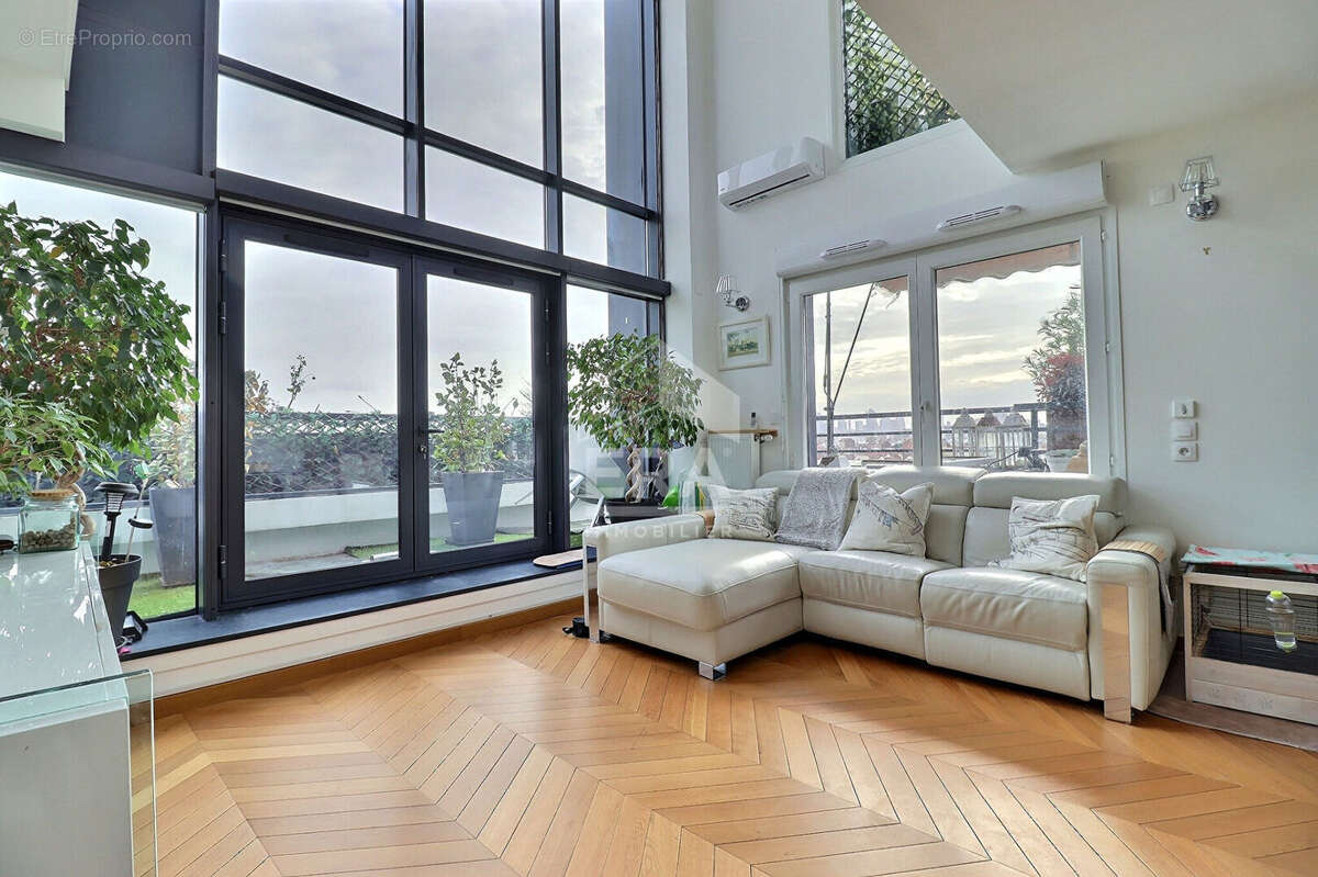 Appartement à COLOMBES