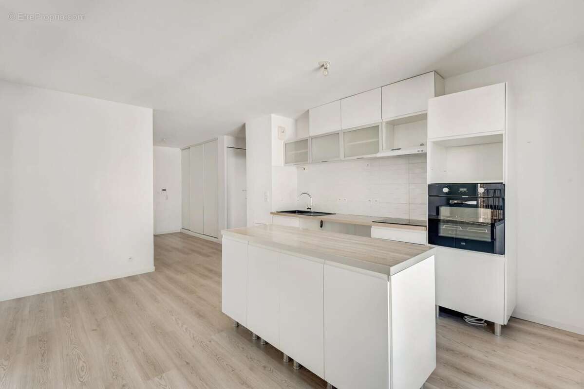 Photo 2 - Appartement à ROMAINVILLE