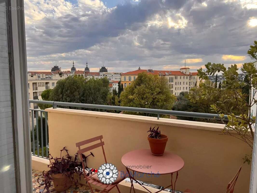 Appartement à NICE