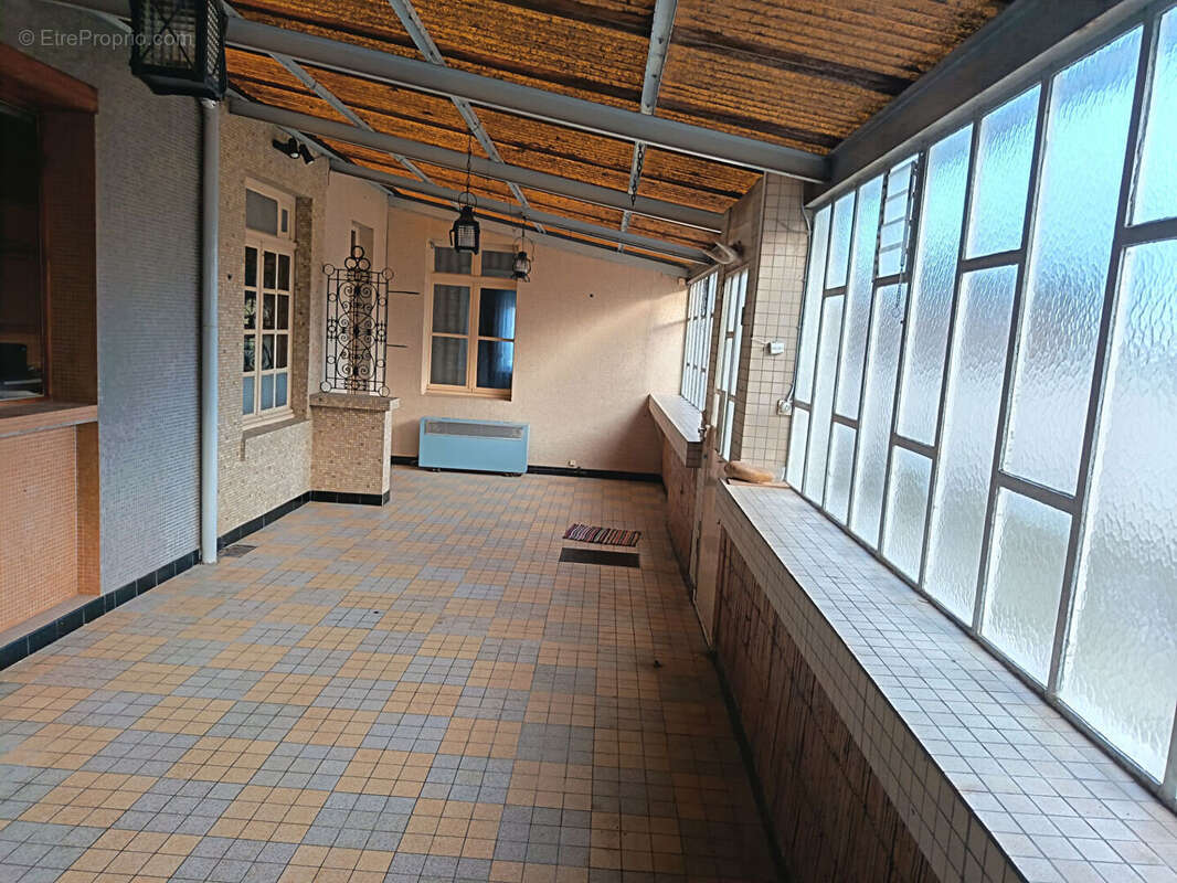 Maison à SAINT-QUENTIN