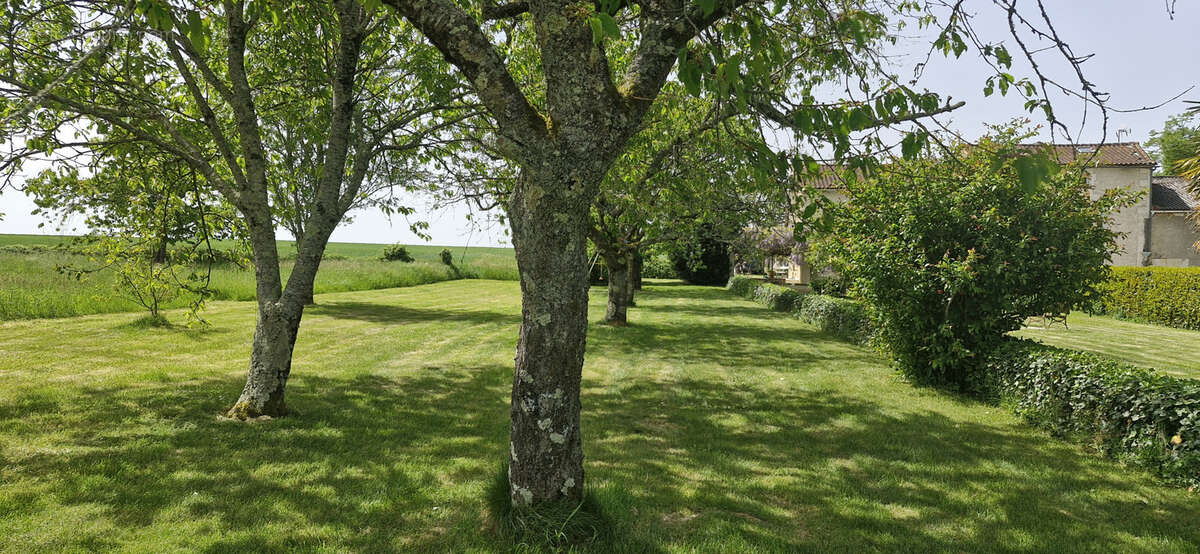 Maison à BUNZAC