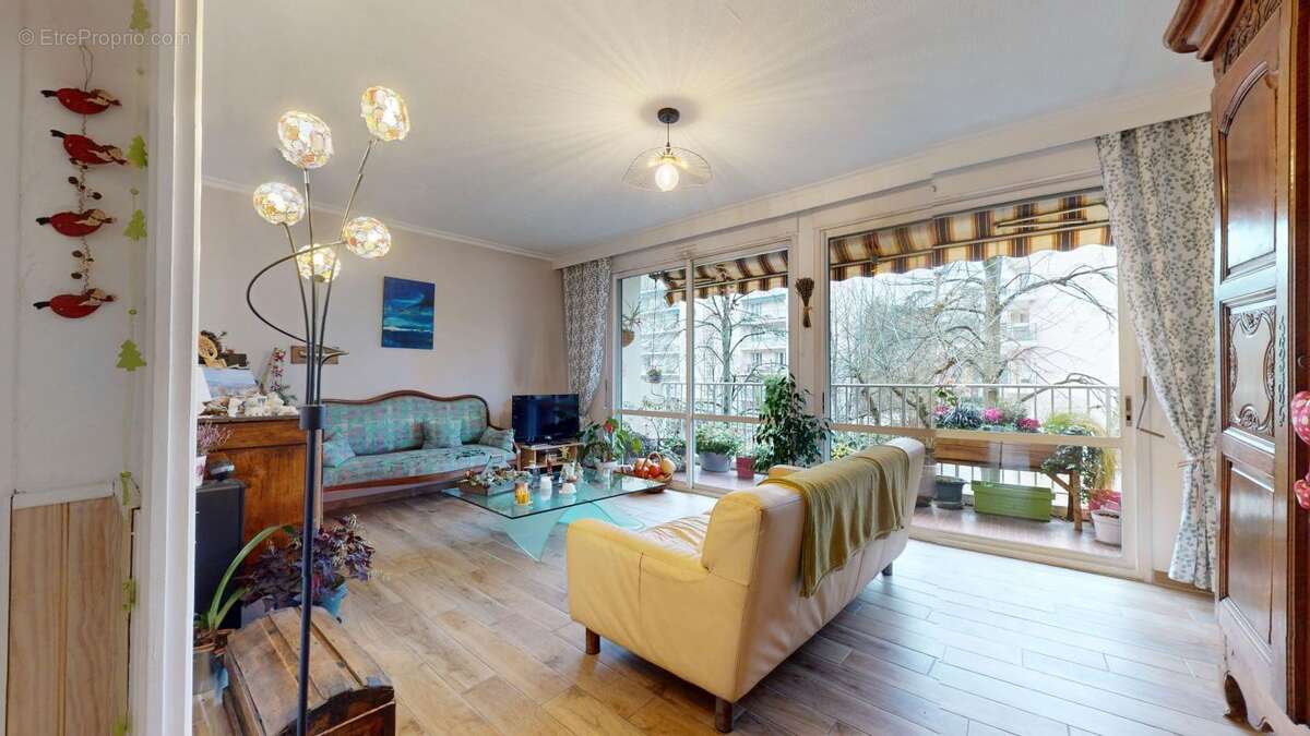 Appartement à LYON-5E