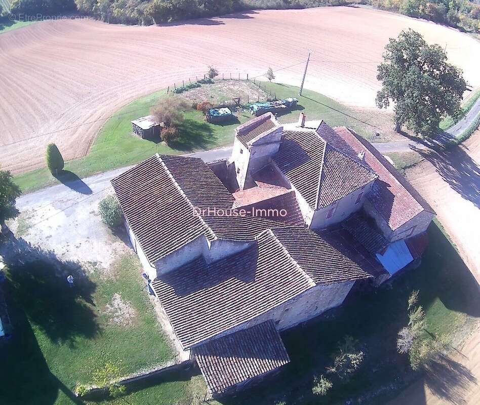 Maison à CORDES-SUR-CIEL
