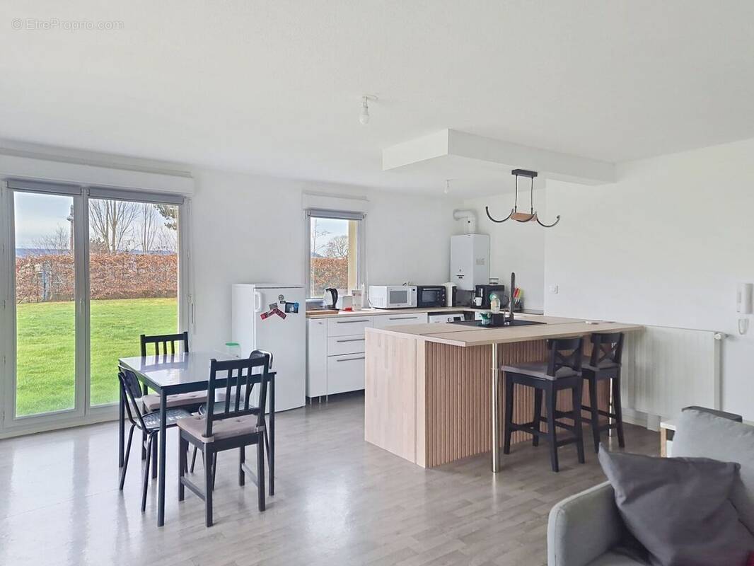 Appartement à TOMBLAINE