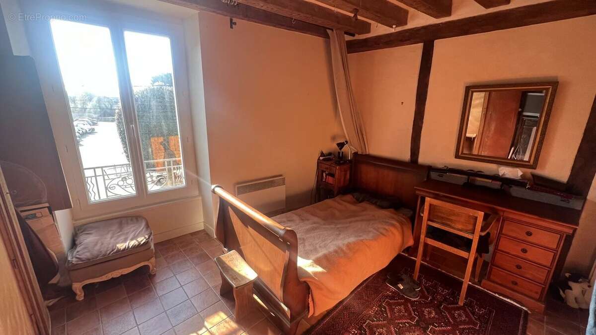 Maison à MILLY-LA-FORET