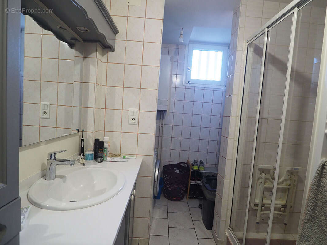 Appartement T3 75M² avec garage et terrain - photo 16