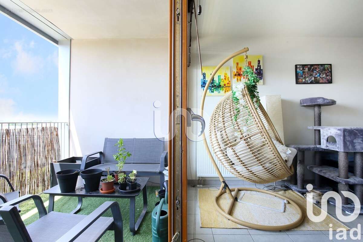 Photo 8 - Appartement à BEAUZELLE