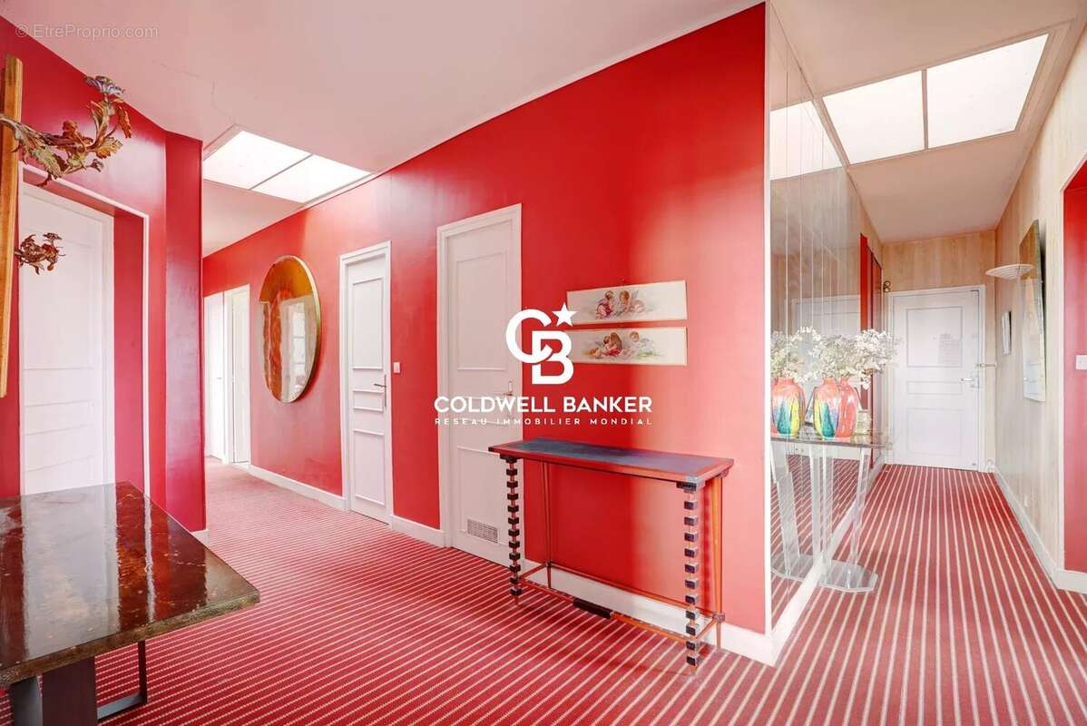 Appartement à VERSAILLES