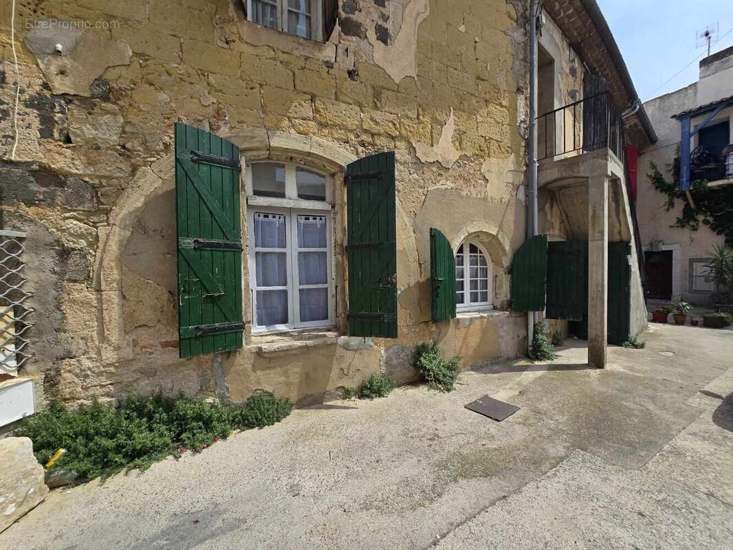 Maison à VILLENEUVE-LES-BEZIERS