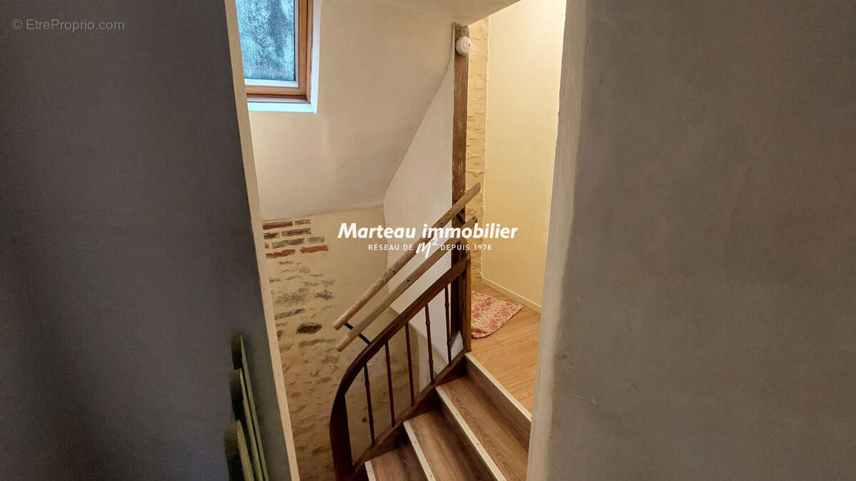Maison à CONLIE