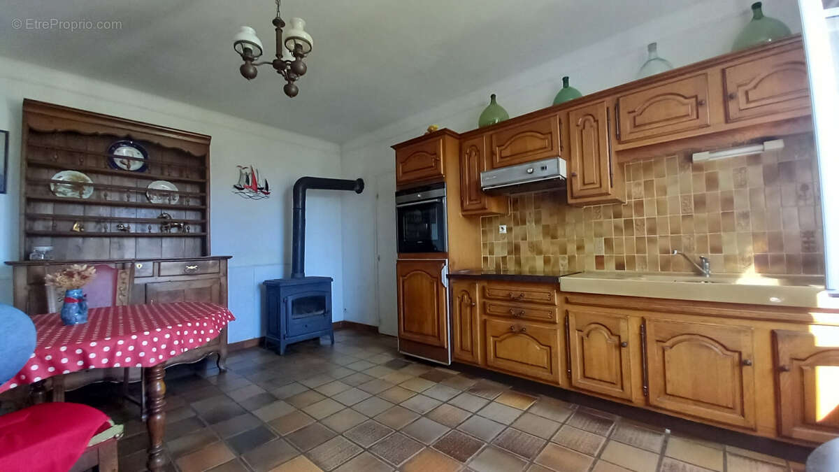 Maison à PLOURIVO