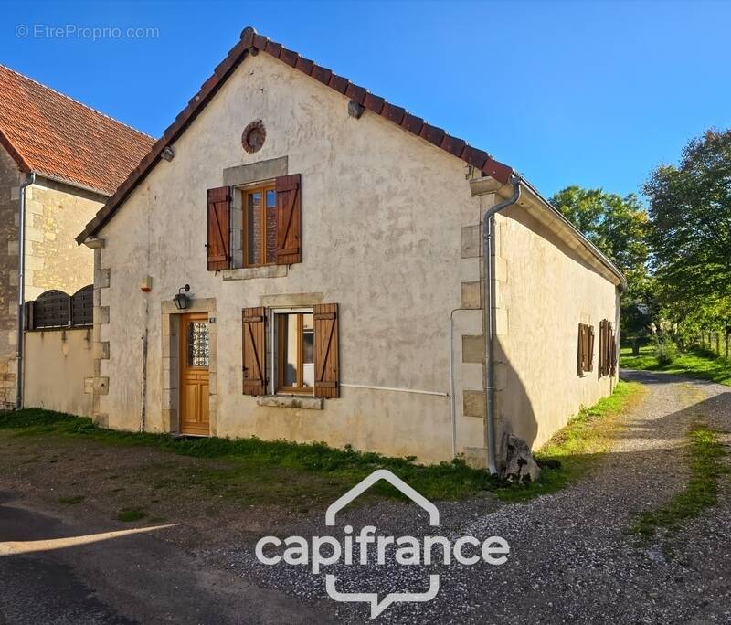 Maison à CHAULGNES