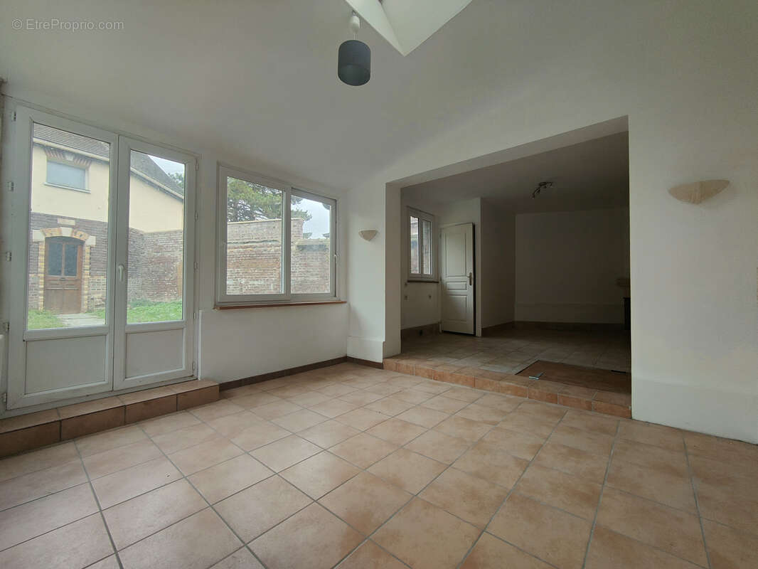 Maison à BEAUVAIS
