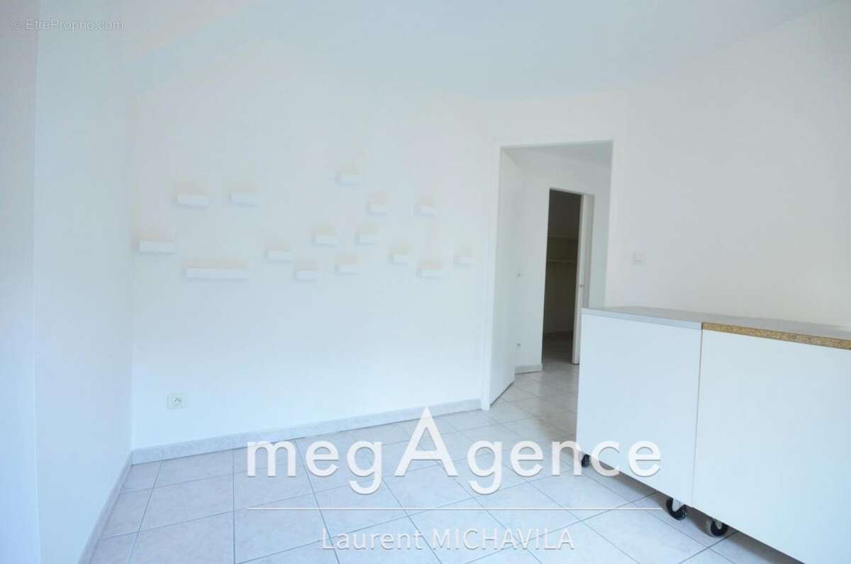 Maison à VILLENEUVE-LES-BEZIERS