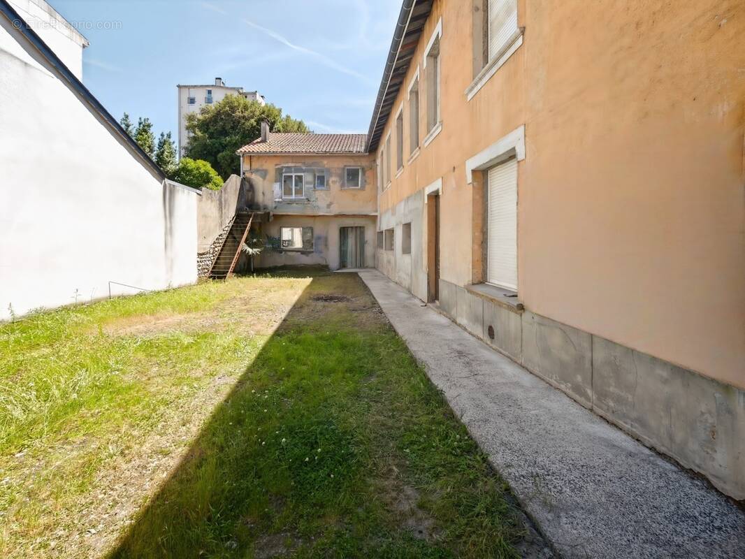 Maison à TARBES