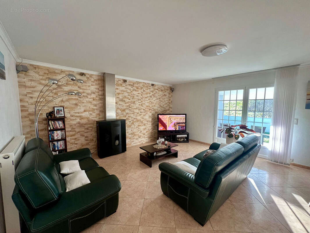 Maison à VILLENAVE-D&#039;ORNON