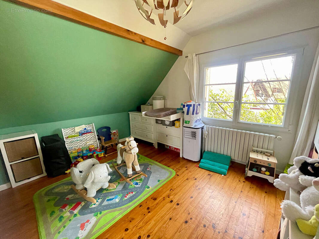 Maison à SARTROUVILLE