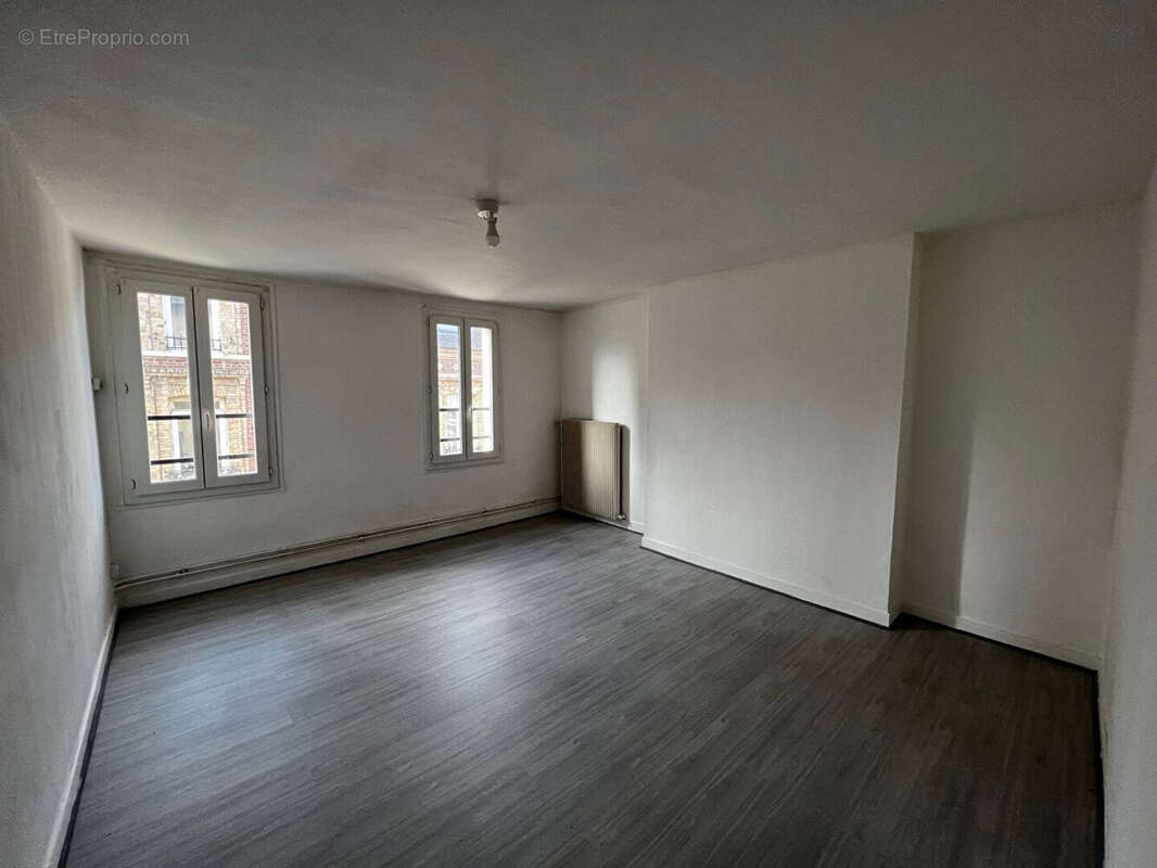 Appartement à CAUDEBEC-LES-ELBEUF