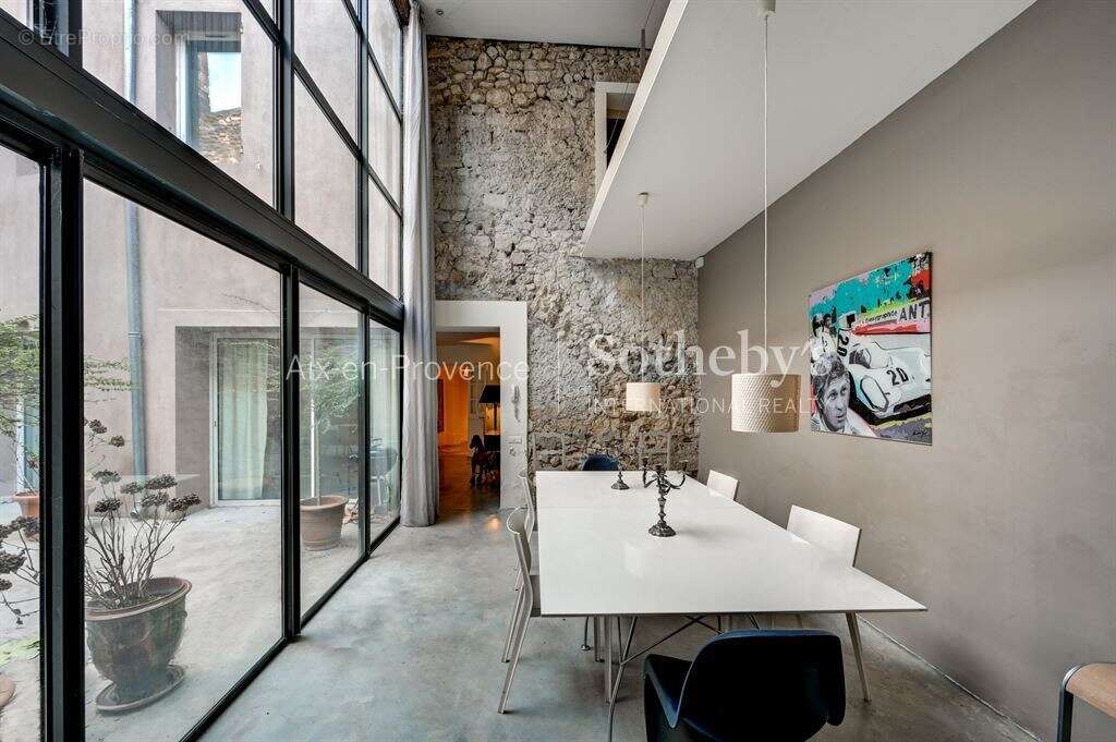 Maison à AIX-EN-PROVENCE