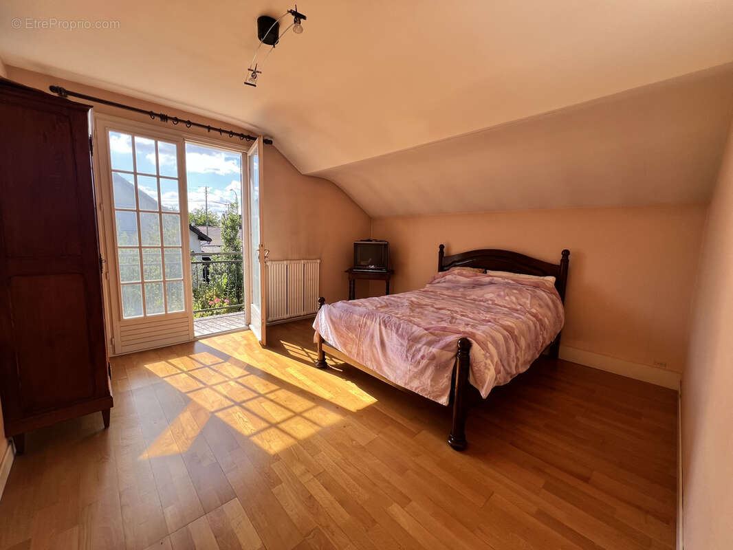 Maison 6 pièces de 139 m2 habitables avec 355 m2 de terrain - photo 11