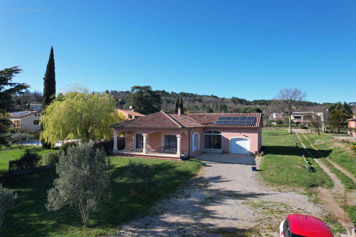 Maison à LAURAC-EN-VIVARAIS