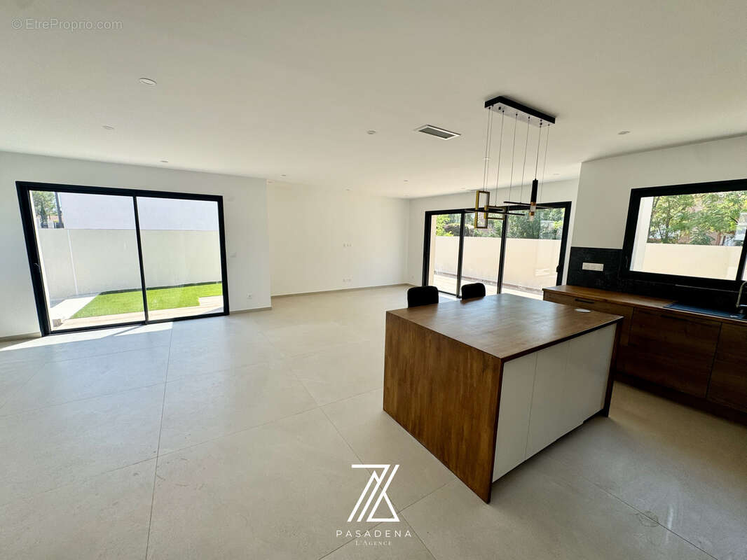 Vente Villa Plaissan T4 - photo 8